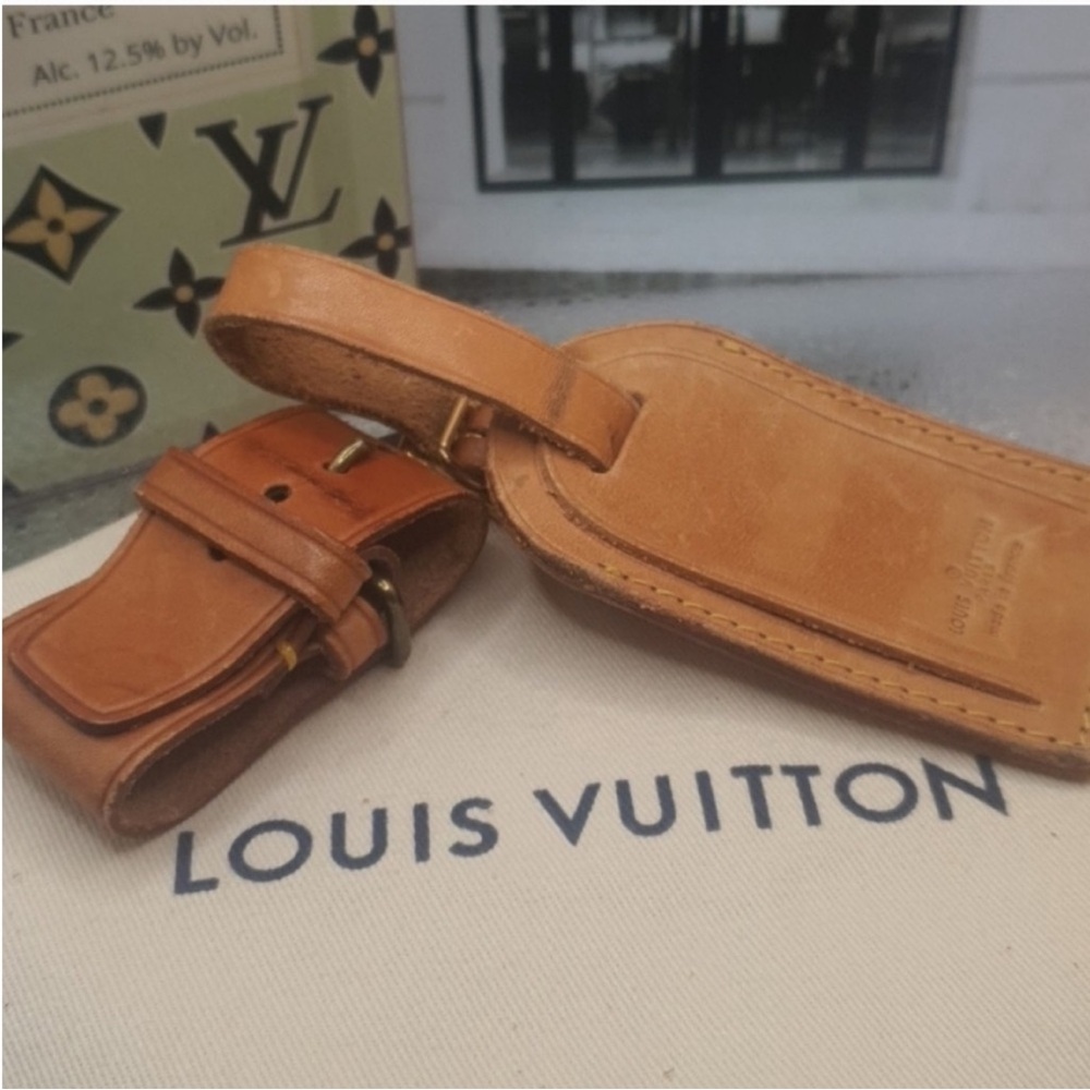 Louis Vuitton Authentic Vachetta Luggage Tag & Strap Poignet Set